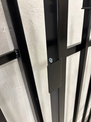 1578371-6 Double gate 400 cm with motor control and posts – Vaxholm, wrought iron gate for driveway
