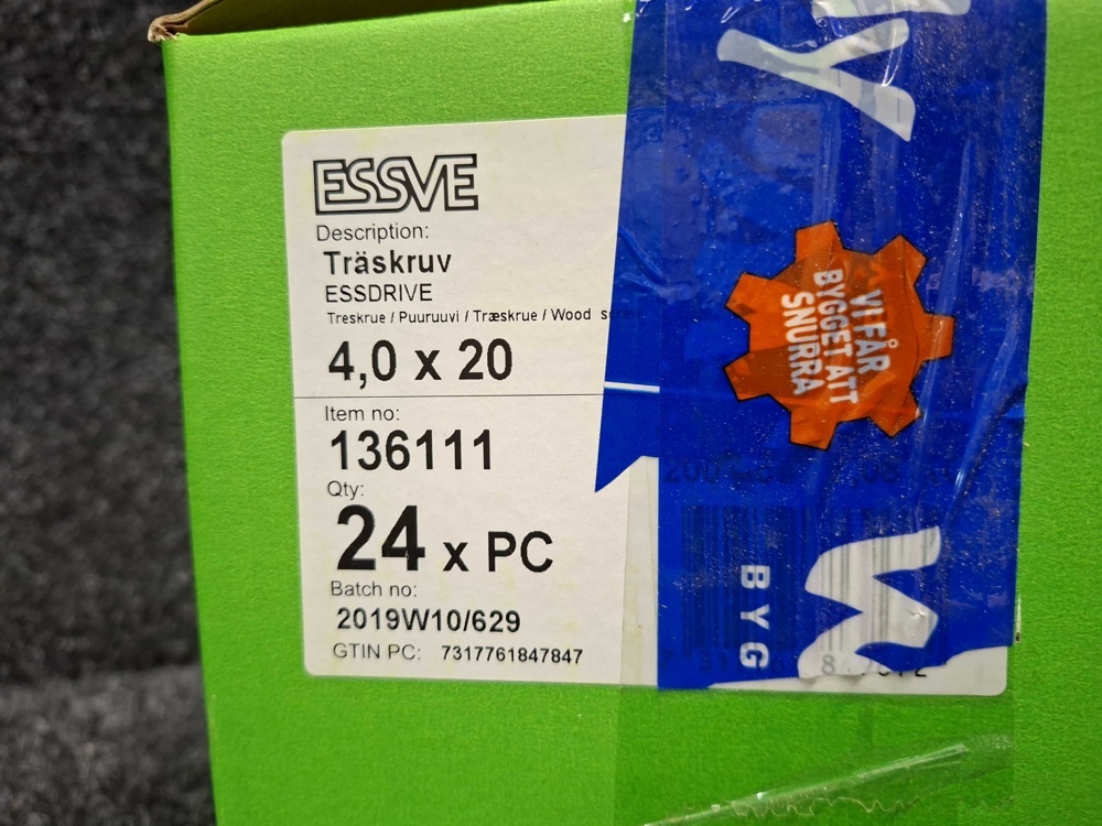 1578356-2 4800 st Träskruv 4.0x20 & 3.0x12mm, Essve