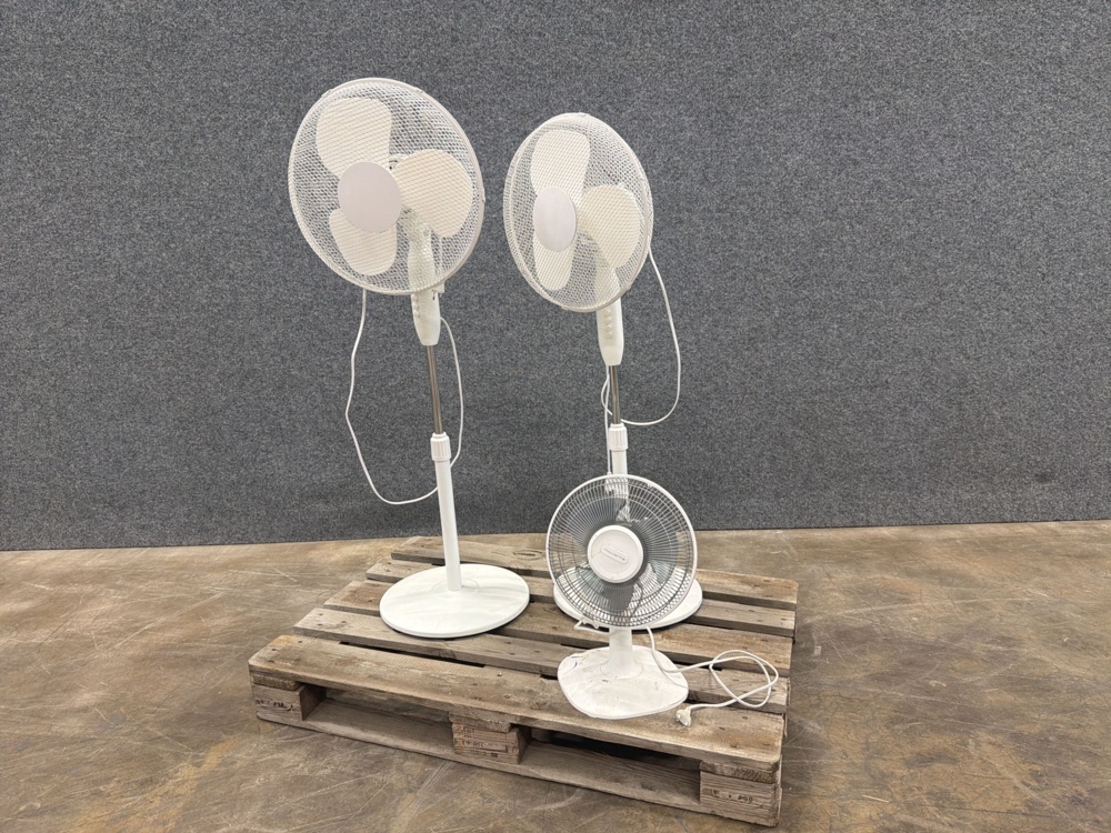 1578311-1 2 st Golvfläktar Clas ohlson & bordsfläkt Rowenta