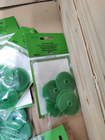 1578364-16 Sortiment med Plugg, Plast-/Täcklock m.m, Essve