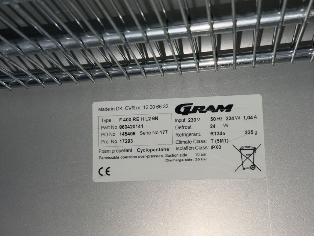 1566035-2 Frysskåp – Gram F 400 RE H L2 6N