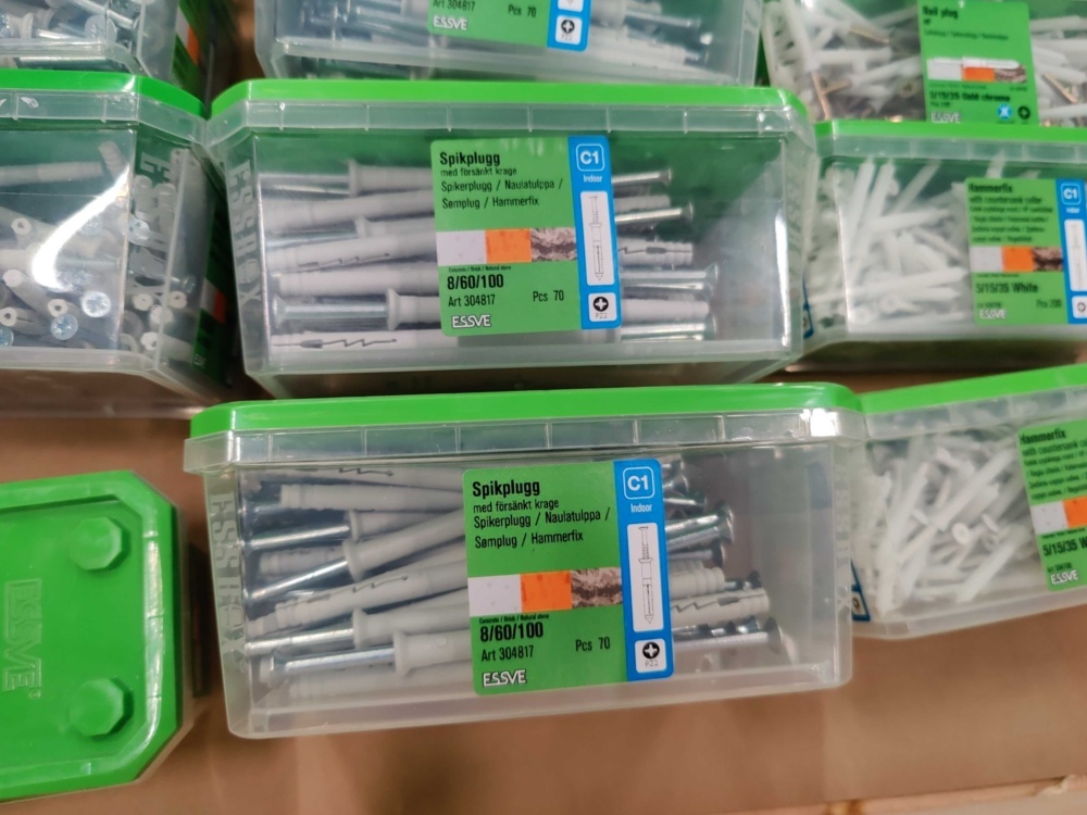1578366-3 Parti med Spikplugg, Essve