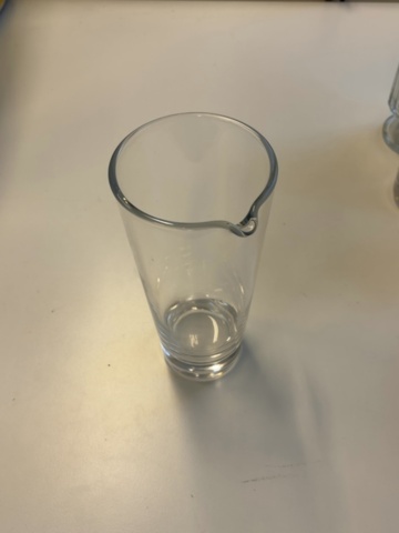 1308593-2 Samling med mixingglas