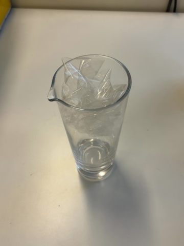 1308593-3 Samling med mixingglas