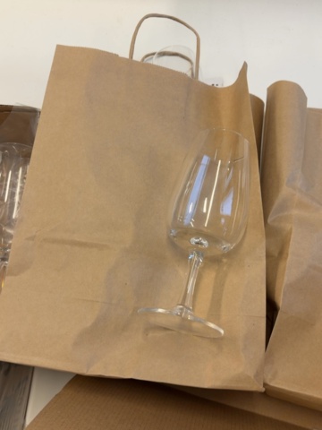 1308594-9 Samling med diverse drycksglas