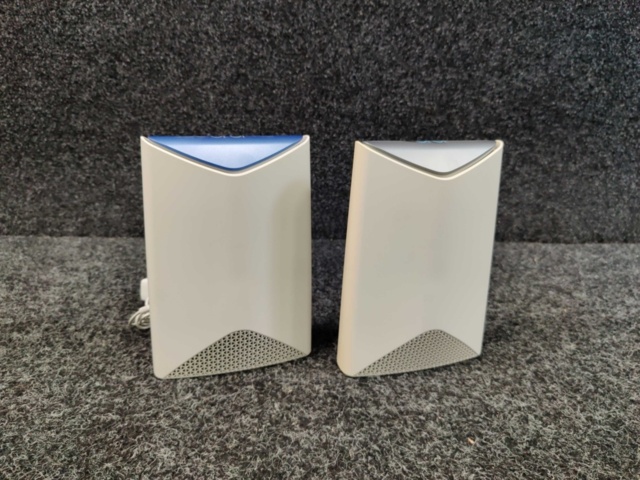1578393-1 Netgear Orbi Pro Router SRR60 & Orbi Pro Satellite SRS60