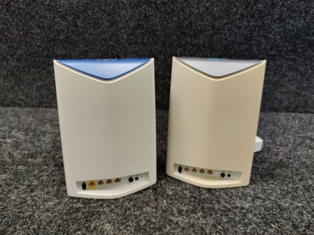 1578393-3 Netgear Orbi Pro Router SRR60 & Orbi Pro Satellite SRS60