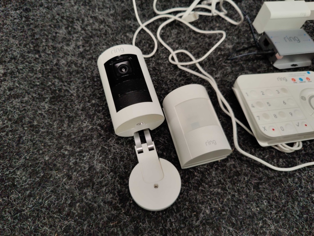 1578394-3 Home alarm system with accompanying camera Ring Alarm