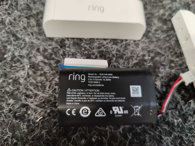 1578394-12 Hemlarmsystem med tillhörande kamera Ring Alarm