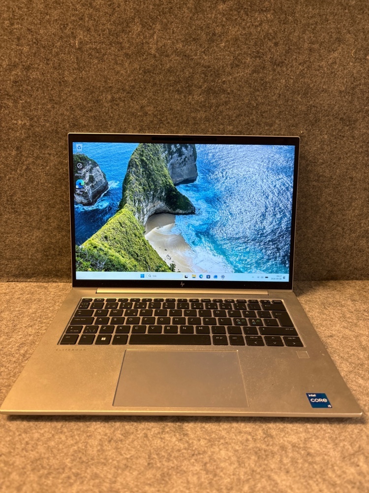 1529489-1 Laptop - HP EliteBook 840 14 inch G10