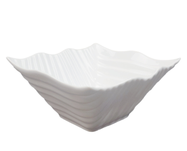 Skål vågor, 48 st - stl 16 x 15,5 x 7,5 cm, vit på auktion i Skåne, Helsingborg hos PS Auction