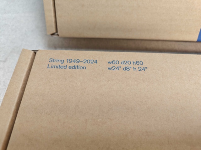 1564837-4 Vägghyllor 2 st - String 1949-2024 Limited Edition (Nya i förpackning)