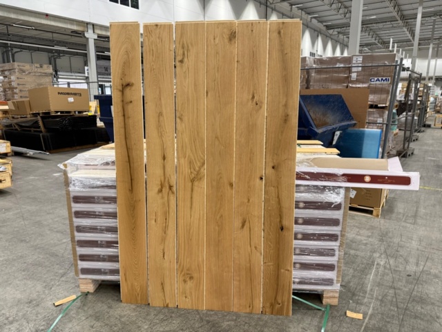 1578714-1 1-bar, oak parquet, rustic, 230 sq.m