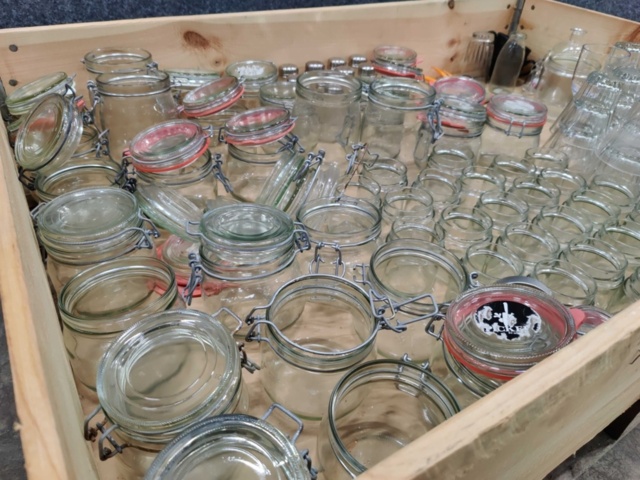 1578316-3 Sortiment med glas & glasburkar