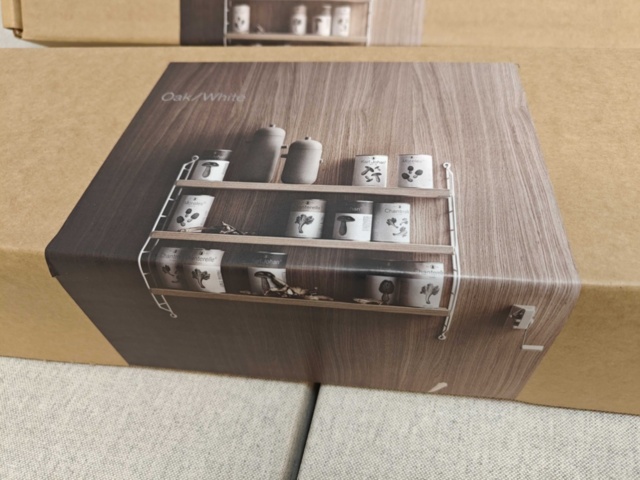 1564838-2 Vägghyllor 2 st - String Pocket Oak/White (Nya i förpackning)