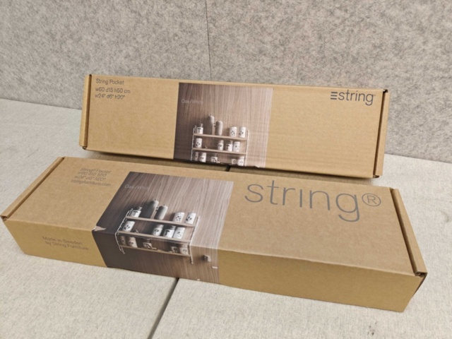 1564839-1 Vägghyllor 2 st - String Pocket Oak/White (Nya i förpackning)