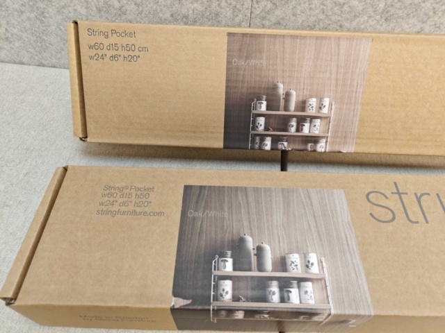 1564839-2 Vägghyllor 2 st - String Pocket Oak/White (Nya i förpackning)
