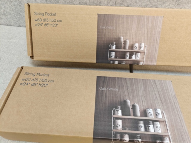 1564840-2 Vägghyllor 2 st - String Pocket Oak/White (Nya i förpackning)