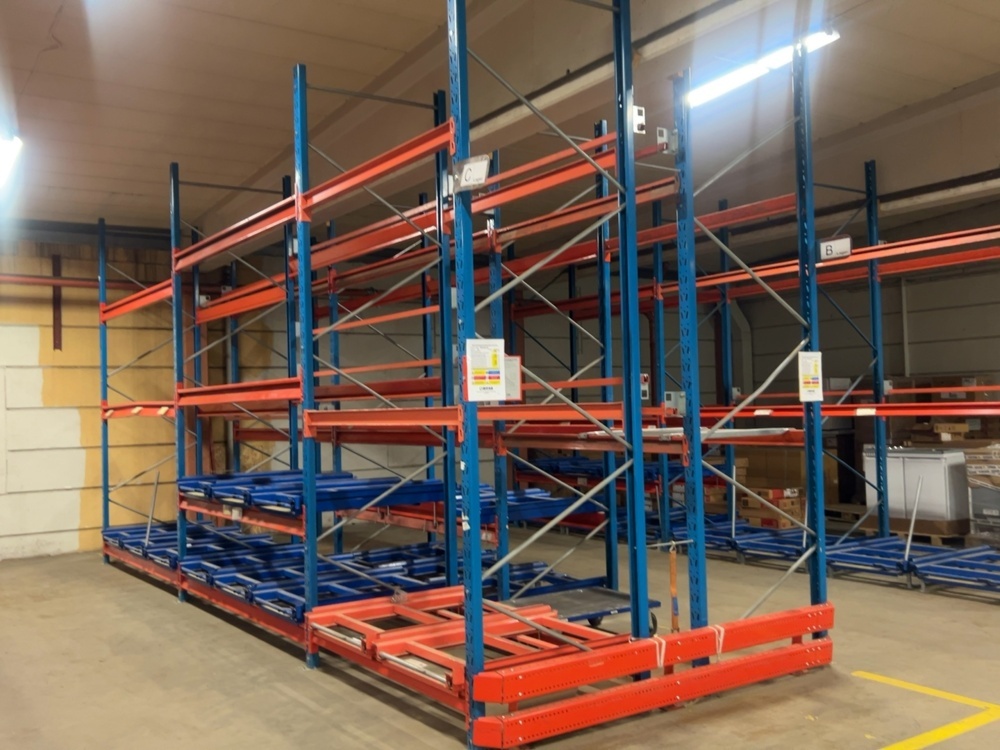1573638-1 Pallstallage med utskjutbara sektioner - EAB Alfa 12T