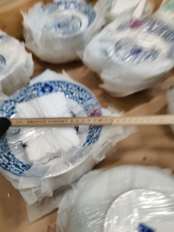 1578321-9 Sortiment med Kinesiskt porslin