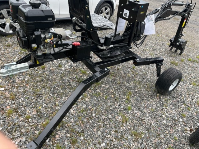 1578717-3 Nordic DY900 grävaggregat med Briggs Stratton motor