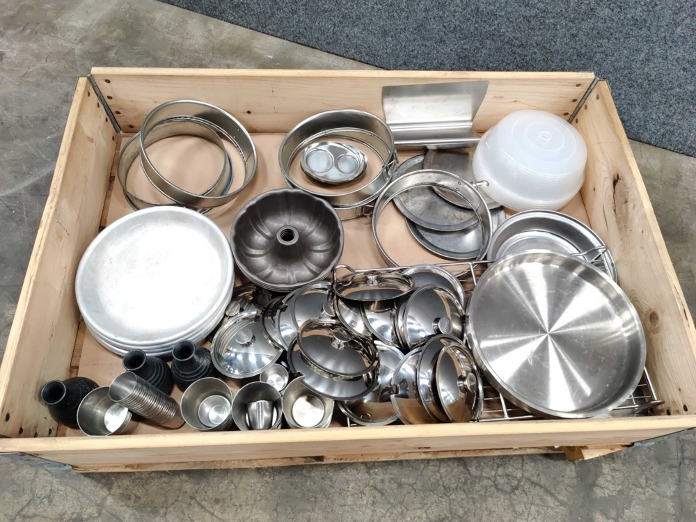 1578334-2 Assortment of kitchen utensils and household items