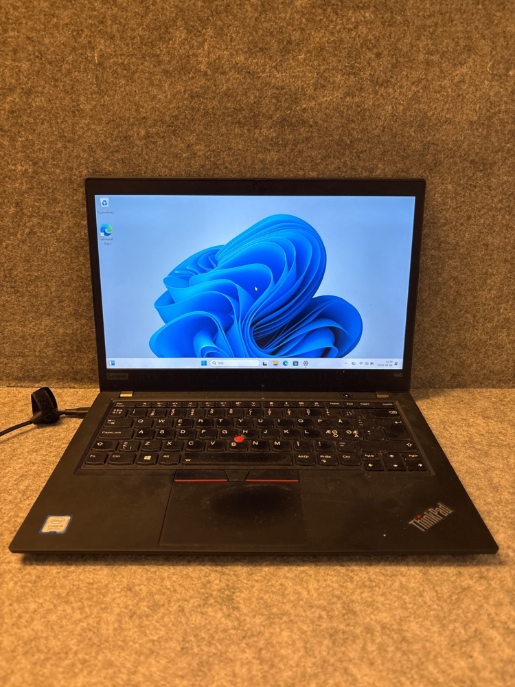 1529492-1 Laptop with 4G router and accessories - Lenovo ThinkPad T480