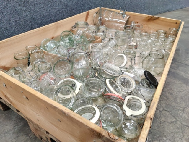 1578336-3 Sortiment med glasburkar