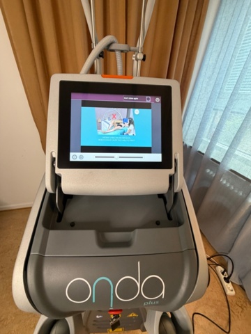 1531340-6 Body Sculpting Machine – DEKA ONDA Plus Coolwaves® – 2022 – Near New Condition