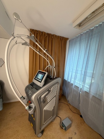 1531340-12 Body Sculpting Machine – DEKA ONDA Plus Coolwaves® – 2022 – Near New Condition
