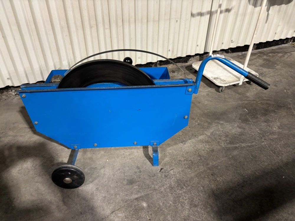 1573200-2 Strapping trolley