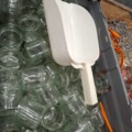 1578346-3 Sortiment med glasbrukar m.m.