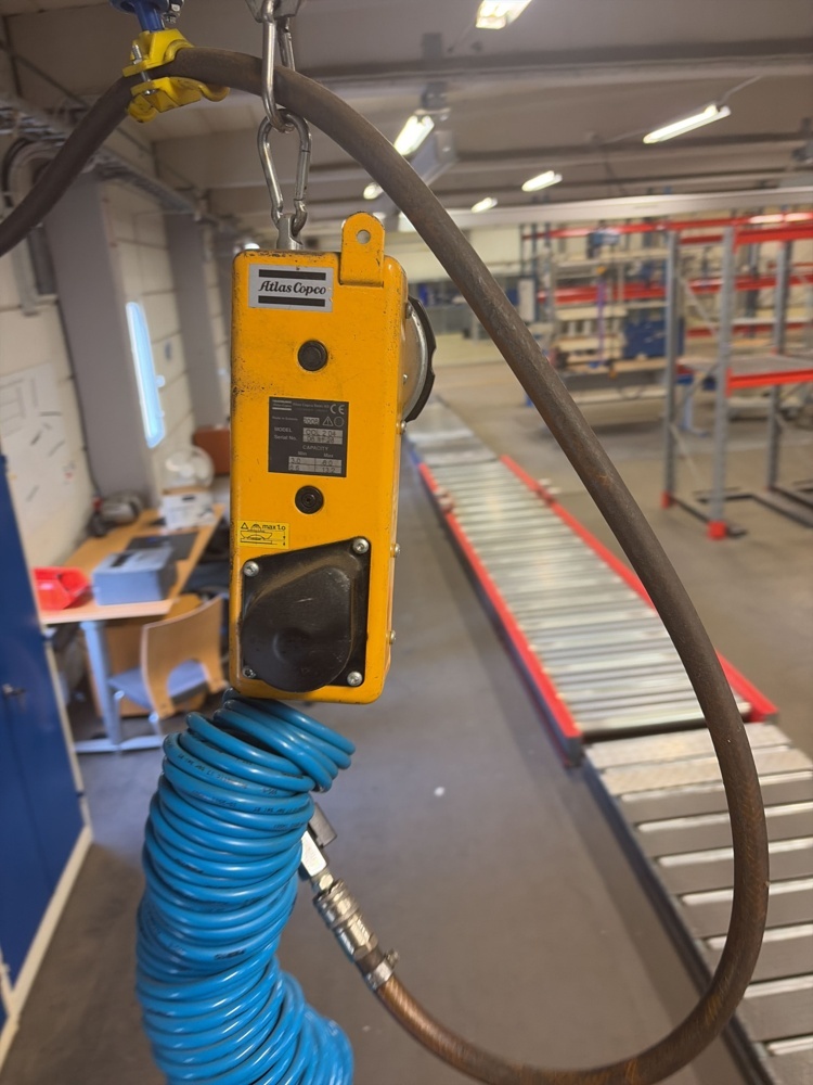1573648-1 Balansblock med räls - Atlas Copco COL 2 04