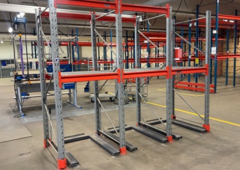 Pallet rack with pull-out units - EAB Alfa 8T