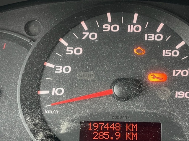1578737-27 Renault Master van 2.3Dci 170 -2017 (Repair item)