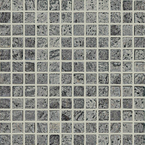 1563379-1 Äkta natursten – silvergrå skiffermosaik.Arkstorlek: 30x30 cm
