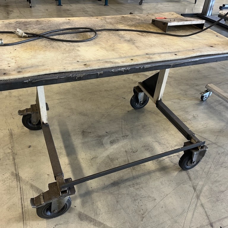 1571420-2 Arbetsbord höj/sänkbart