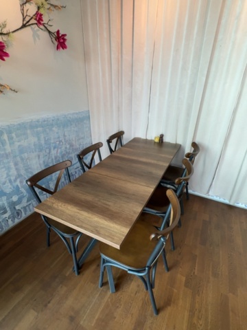 1536028-4 Lot of restaurant furniture - 20 tables and 65 chairs