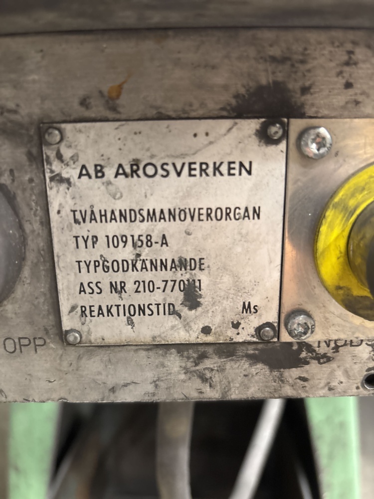 1573233-2 Excenterpress - AB Arosverken RAL 16