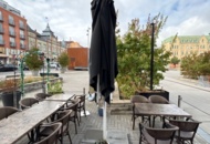 1536031 Parasol for outdoor dining