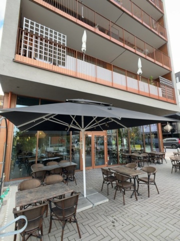 1536031-2 Parasol for outdoor dining