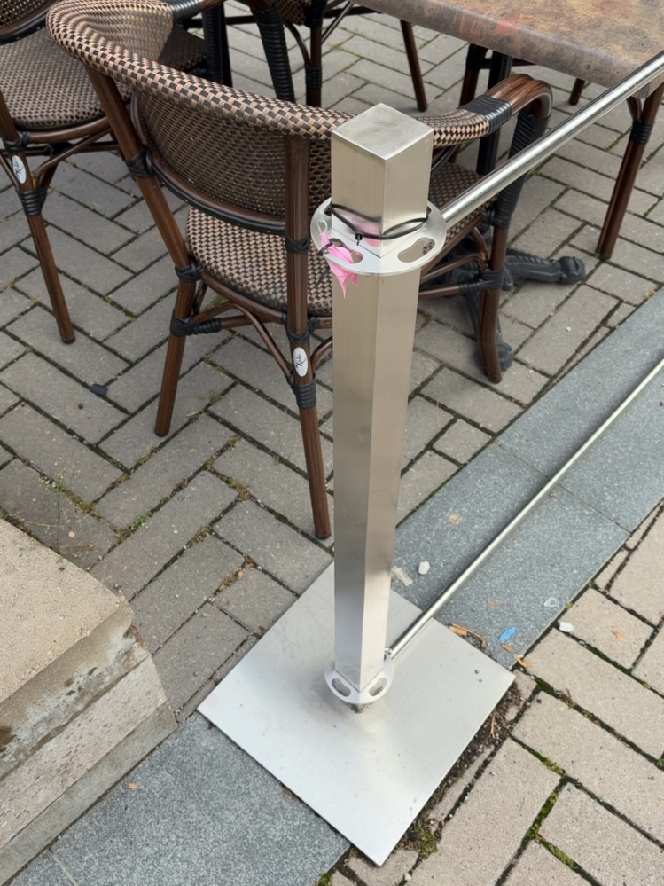 1536033-2 Uteserveringsavspärrning 9 sektioner - VEGA