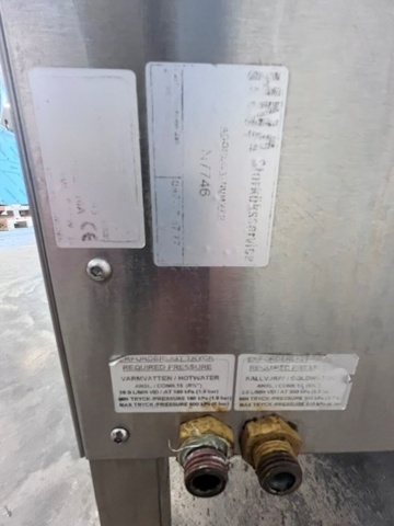 1436524-6 Wexiödisk WD-6 med automatisk huvlyft.