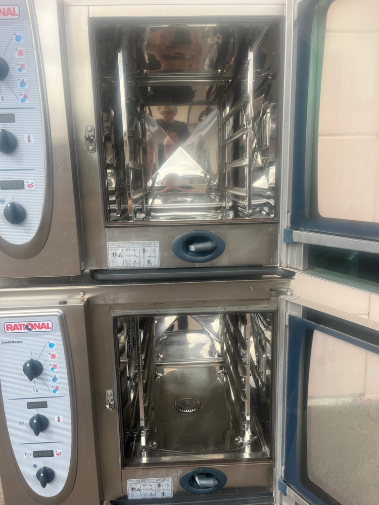 1436525-2 Rational CombiMaster 61 i CombiDuo inkl. lågt stativ