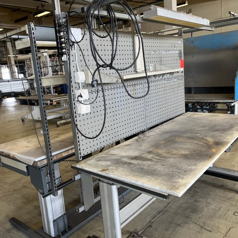 1571414-2 MPI Teknik arbetsbord höj/sänkbart