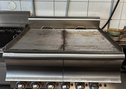 Grill - Visvardis GE 270 CAT -2024