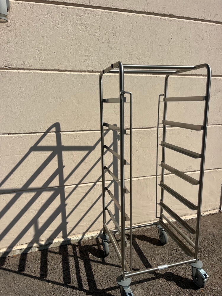 1436538-2 Demoexemplar CS711H Molins diskkorgvagn med gejderlåsning fram och bak
