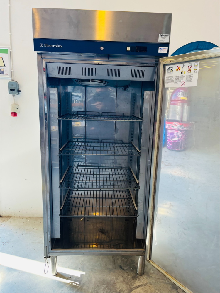 1436548-2 Kylskåp - Elektrolux ESF61F