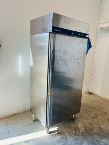 1436548-4 Kylskåp - Elektrolux ESF61F