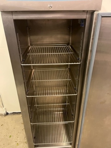 1436511-5 Refrigerator - Accona